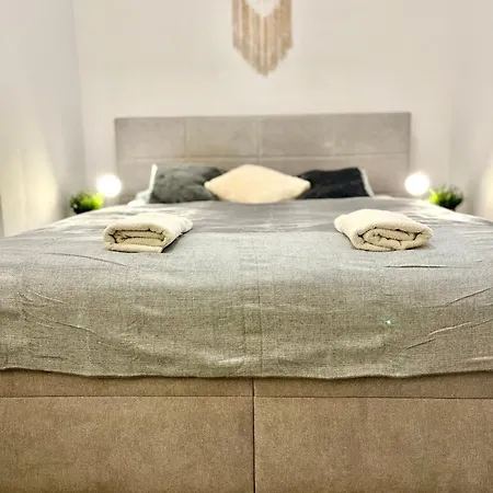 Robin - Old Town Bratysława